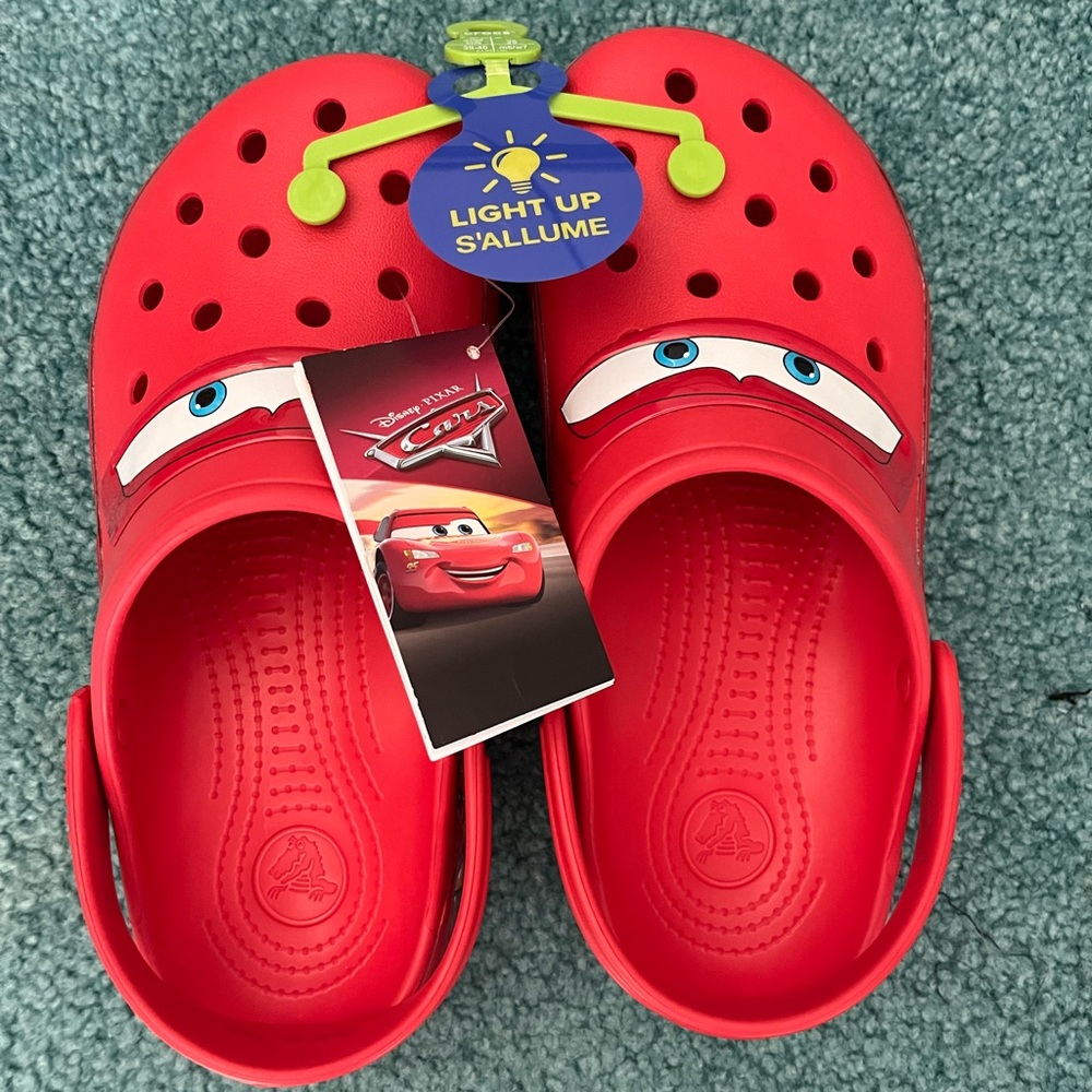 Lightning McQueen CROCS 🚗